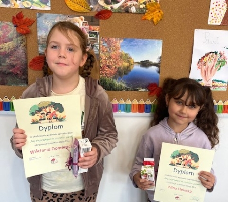 Podsumowanie akcji czytelniczej „Daj się przyłapać na czytaniu!”- edycja jesienna